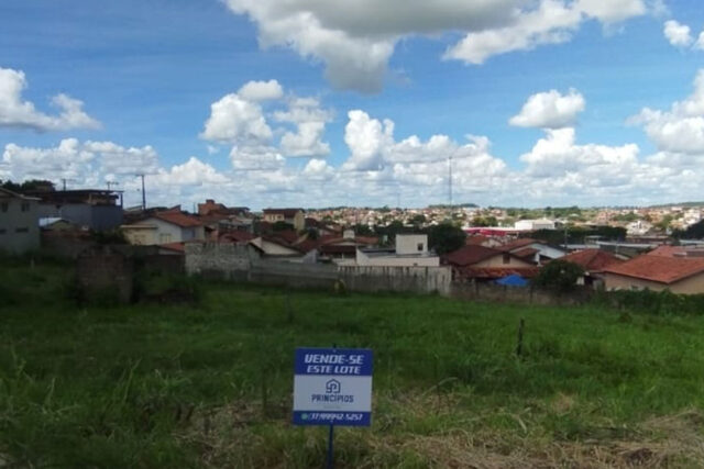 Lote no Bairro Gabiroba